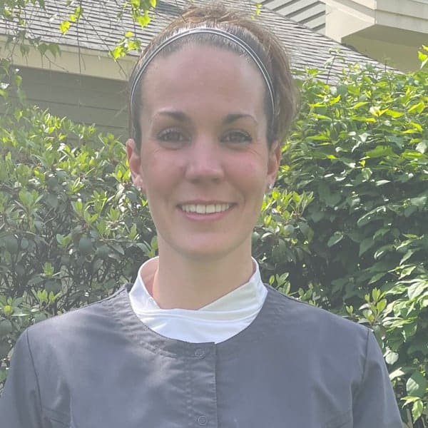 Stephanie Guislin – Dental Assistant